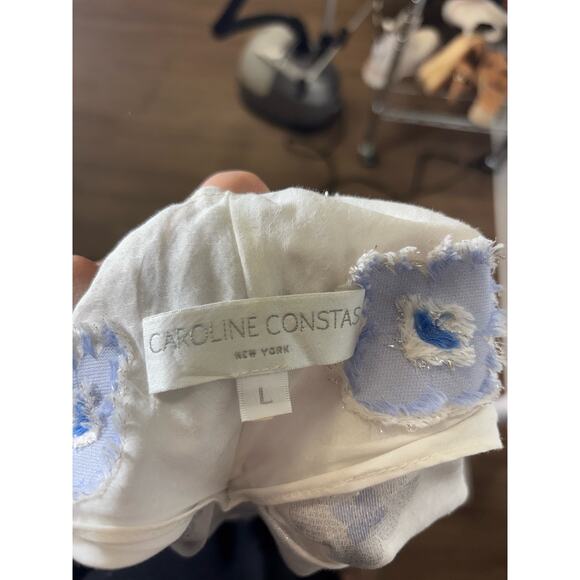 Caroline Constas White Light Blue Floral Top Sz L - Picture 3 of 4